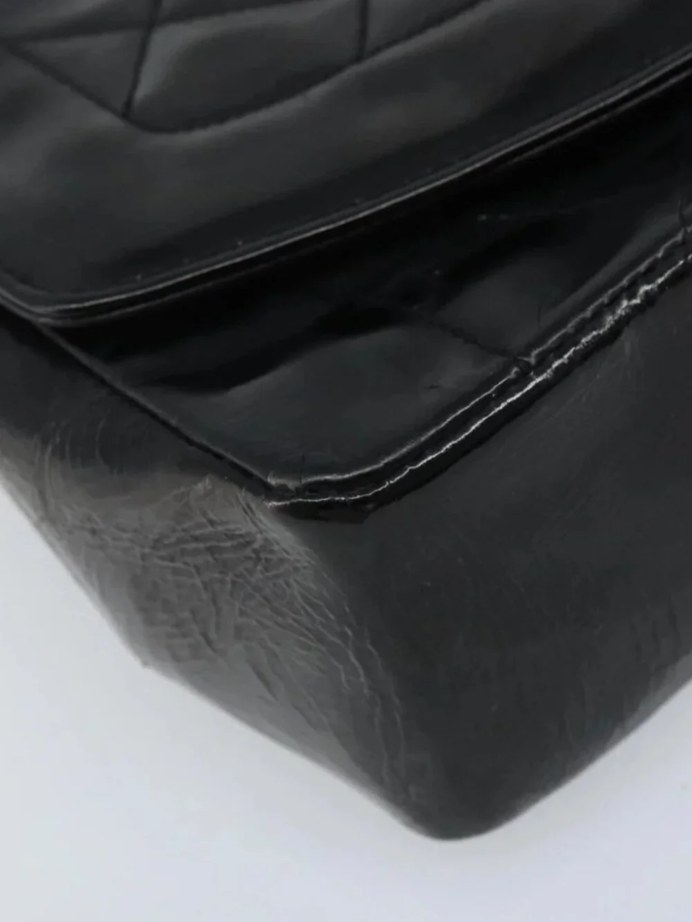 CHANEL Diana 25 Matelasse Chain Bag Patent Leather Black Gold CC Auth bs34314